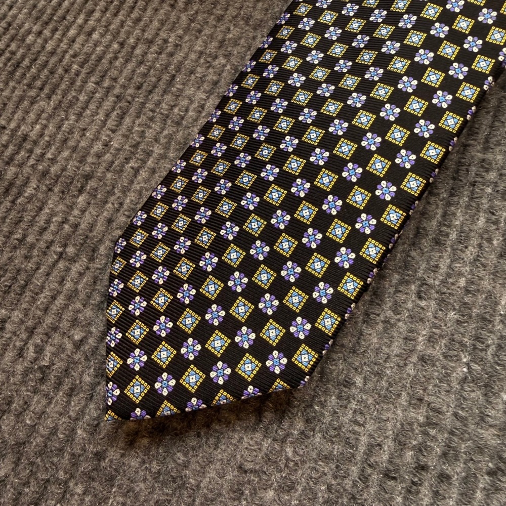 Jos.‎ A. Bank Silk Tie Mens Black Blue Gold Geometric Floral Medallion Hand Sewn